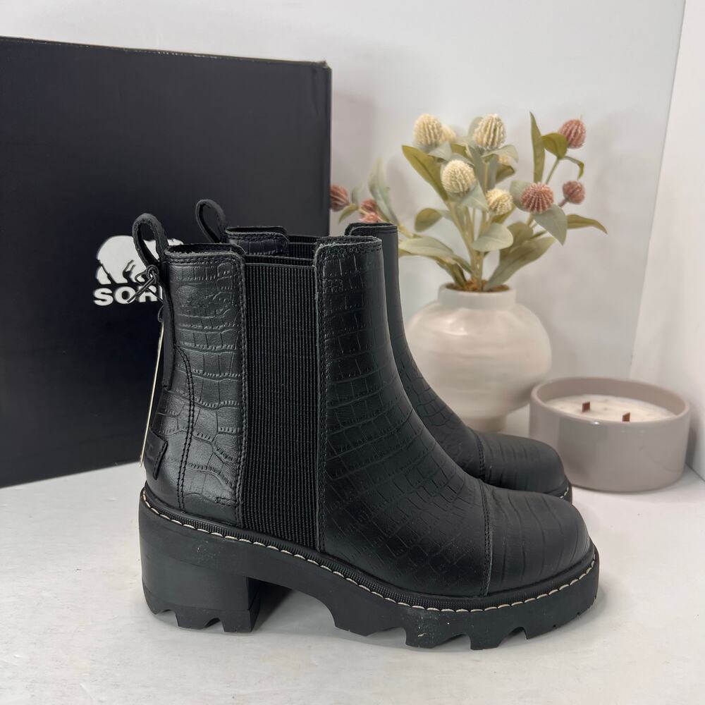 Sorel Joan Now Waterproof Chunky Heel Chelsea Boot Black Women's 6.5 Tried On